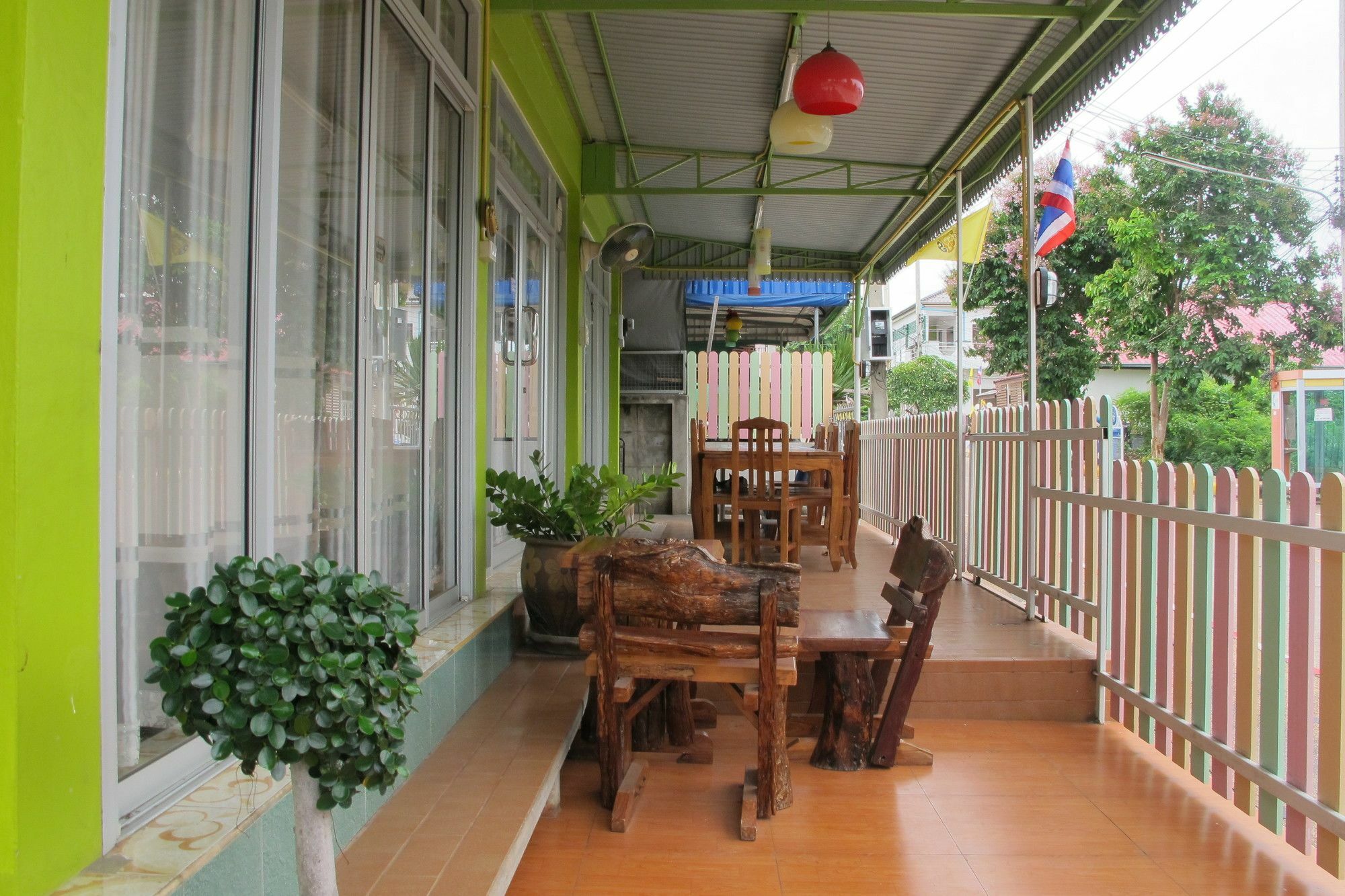 Thippawan Bungalow Ko Si Chang Exterior photo