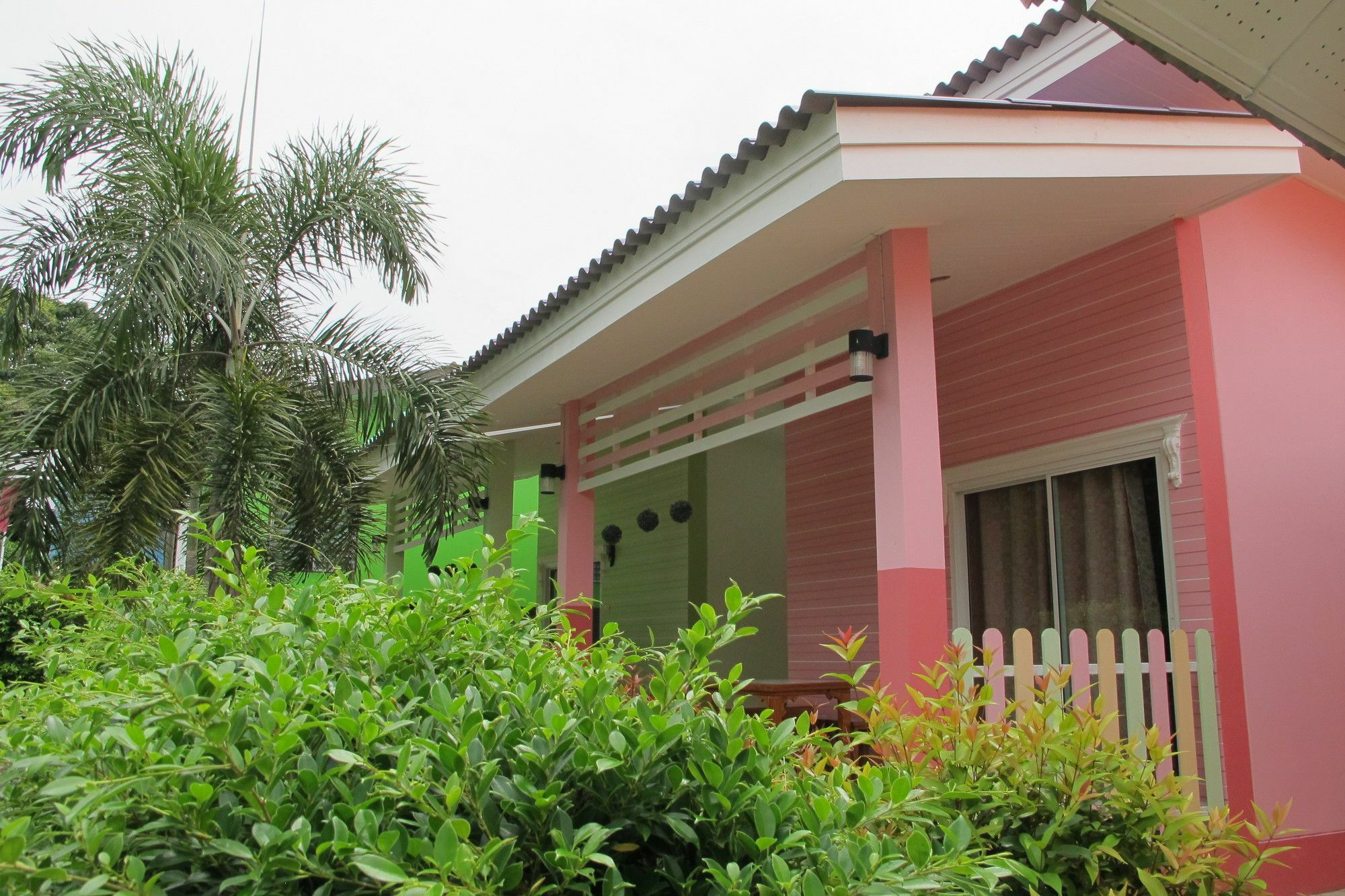 Thippawan Bungalow Ko Si Chang Exterior photo
