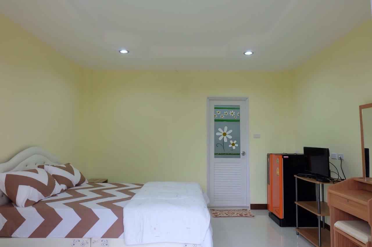 Thippawan Bungalow Ko Si Chang Exterior photo