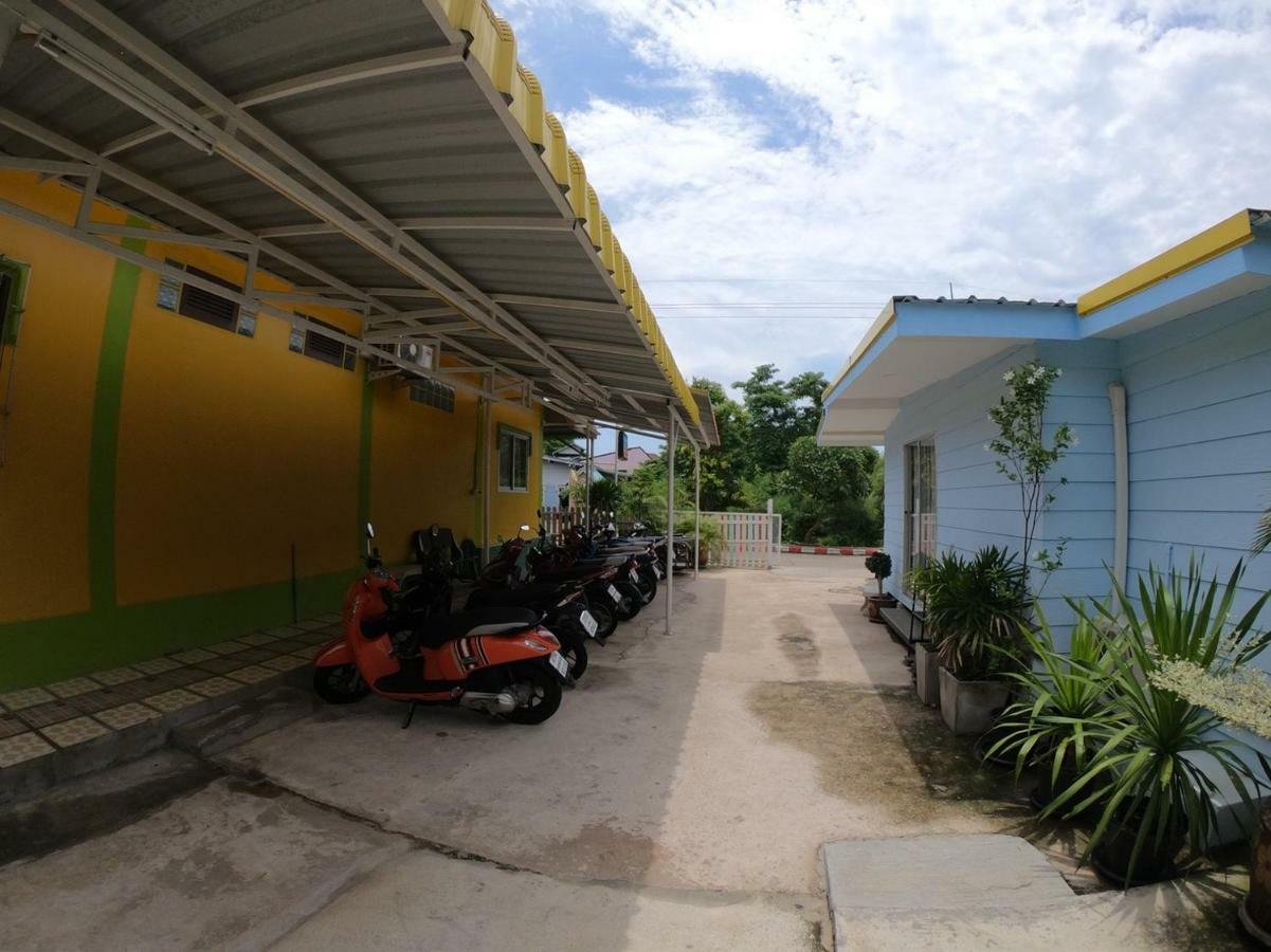 Thippawan Bungalow Ko Si Chang Exterior photo