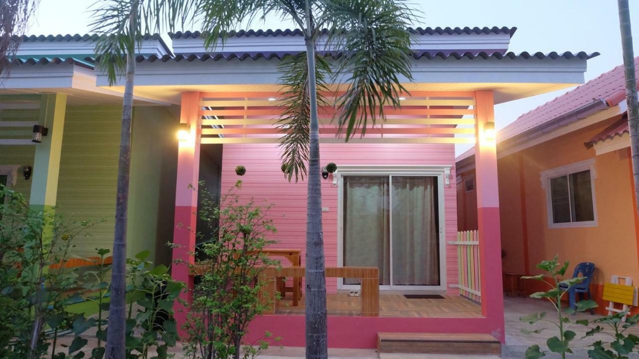 Thippawan Bungalow Ko Si Chang Exterior photo
